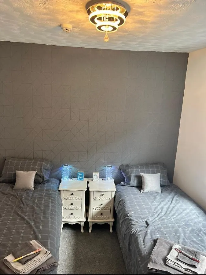 Sea View Lavish Apartment Sky Tv Whirlpool Bath Huge Balcony Newly Refurbished Bridlington