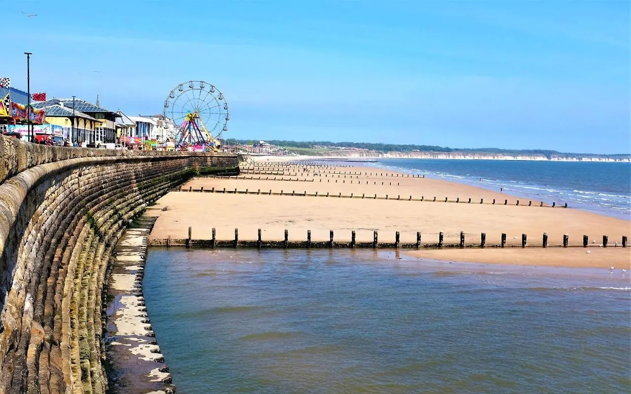 Sea View Lavish Apartment Sky Tv Whirlpool Bath Huge Balcony Newly Refurbished Bridlington
